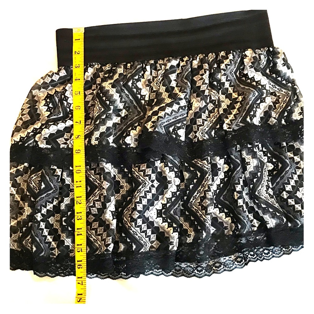 Lily White flowy mini skirt
